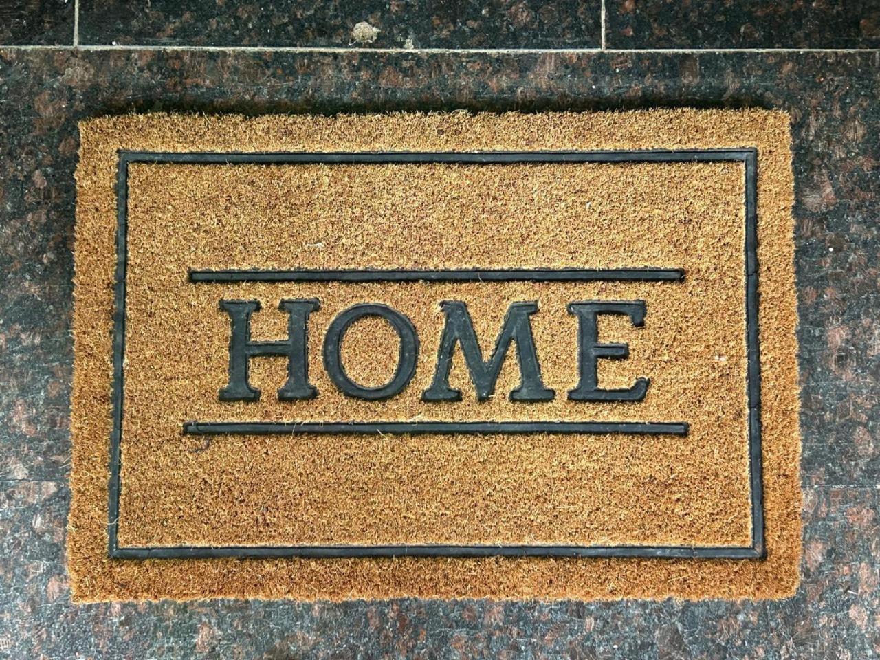 Plushstays Service Holiday home *